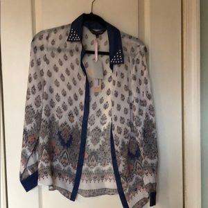 Patterned button up blouse